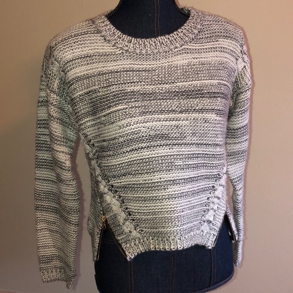 L’ATISTE Zipper Detail Chunky Knit Sweater Small - Picture 2 of 8